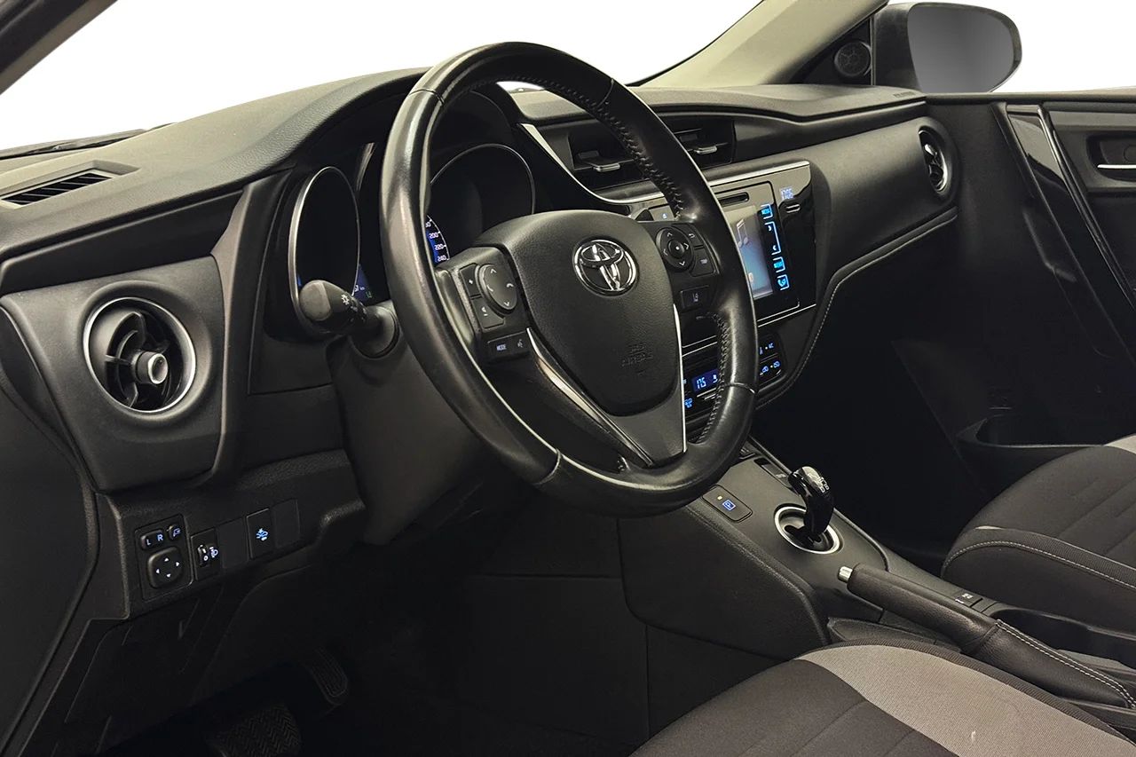 Toyota Auris TS Hybrid Active Plus Kamera Kamkedja 136hk – bild 12 av 28