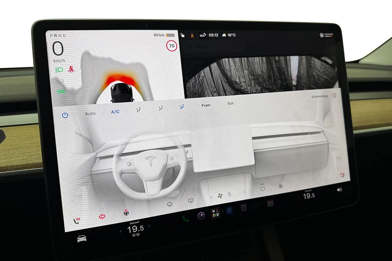 Tesla Model Y Performance Drag V-Pump AI-Dator Premiumljud 534hk – bild 23 av 35
