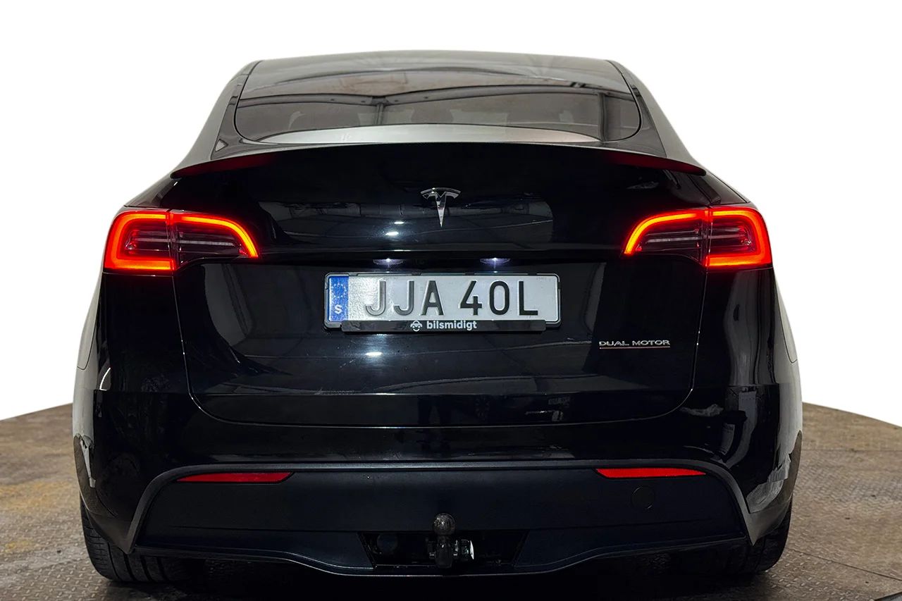 Tesla Model Y Performance Drag V-Pump AI-Dator Premiumljud 534hk – bild 6 av 35
