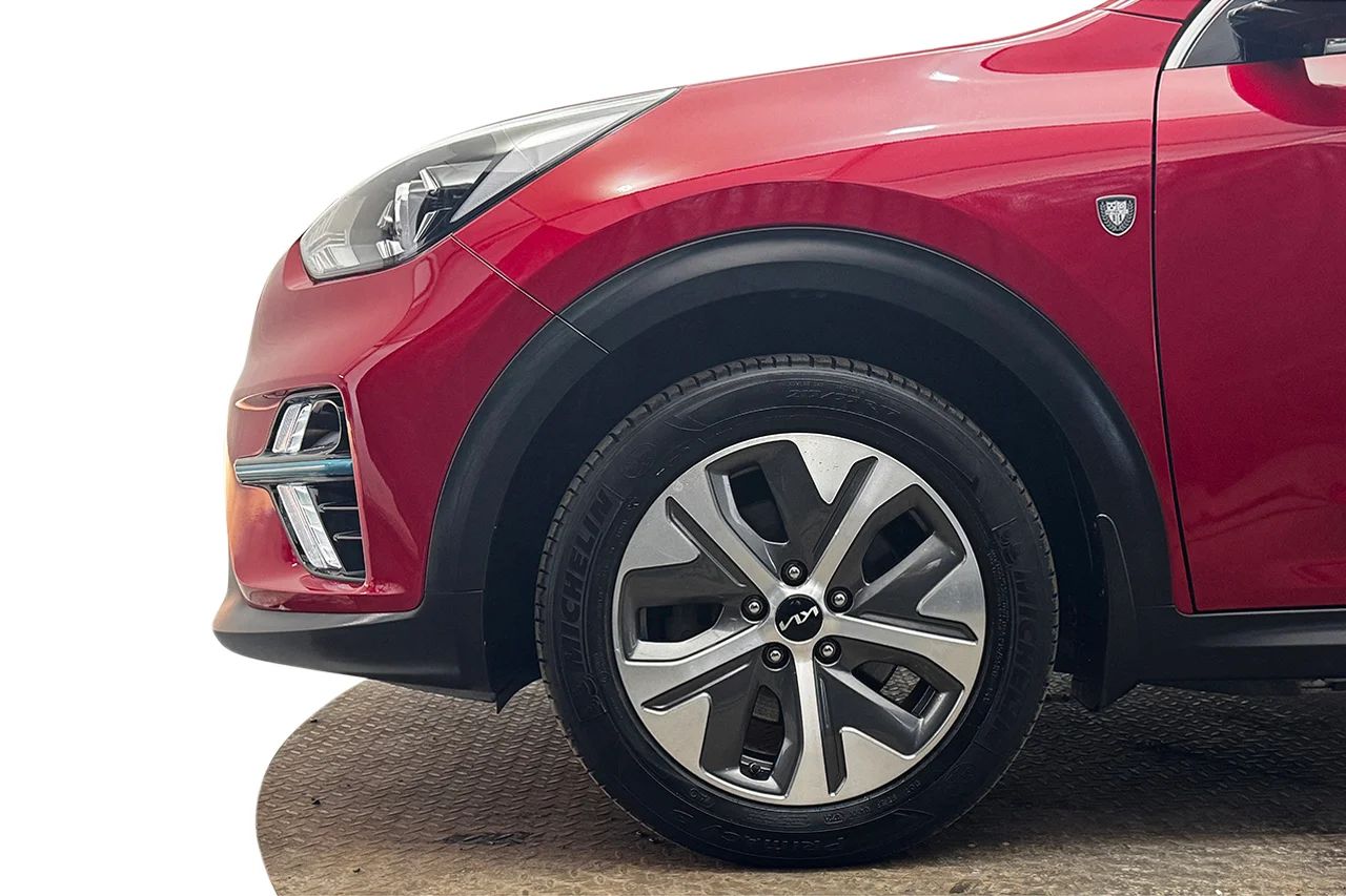 Kia e-Niro 64 kWh Advance Drag Navi Kamera Cockpit Delläder 204hk – bild 11 av 32
