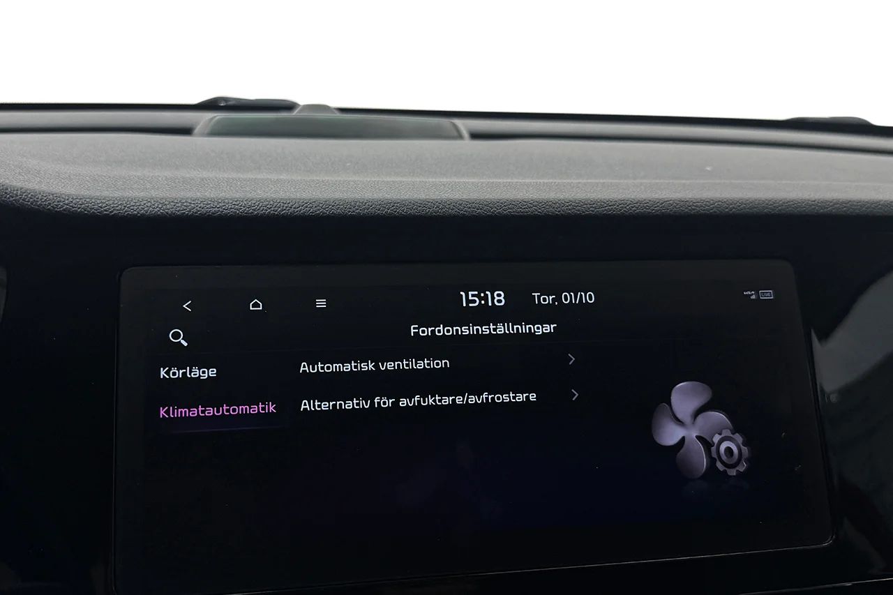Kia e-Niro 64 kWh Advance Drag Navi Kamera Cockpit Delläder 204hk – bild 26 av 32