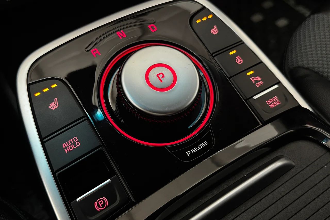 Kia e-Niro 64 kWh Advance Drag Navi Kamera Cockpit Delläder 204hk – bild 29 av 32