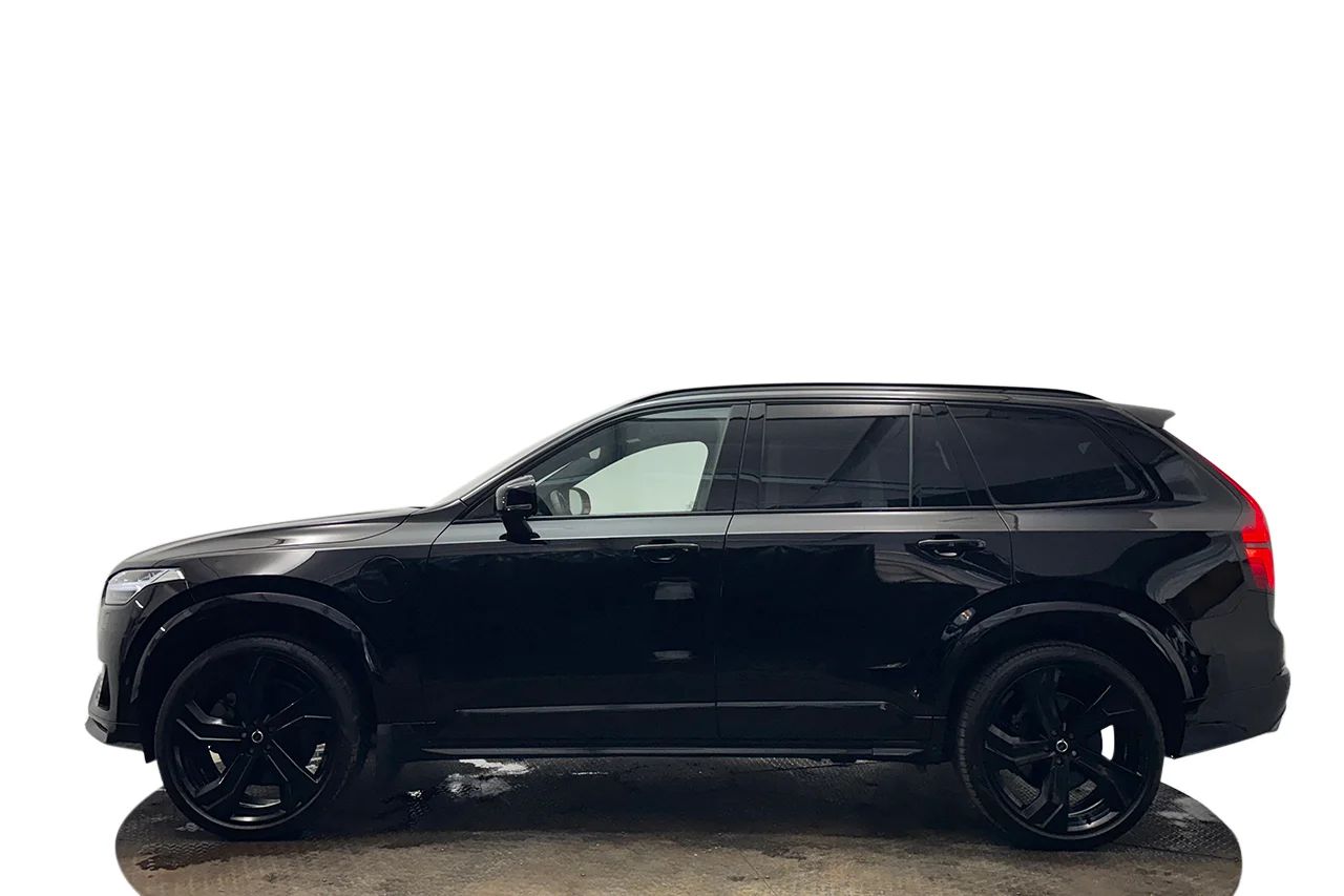 Volvo XC90 Recharge T8 AWD Ultimate Dark 7sits Luft Pano 360° B&W – bild 7 av 37
