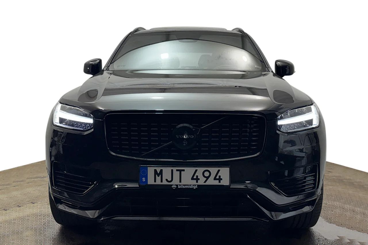 Volvo XC90 Recharge T8 AWD Ultimate Dark 7sits Luft Pano 360° B&W – bild 2 av 37