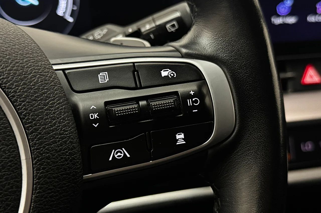 Kia Sportage PHEV Advance Drag Navi 360° Delläder Cockpit 265hk – bild 19 av 41