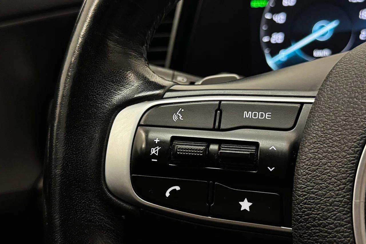Kia Sportage PHEV Advance Drag Navi 360° Delläder Cockpit 265hk – bild 18 av 41