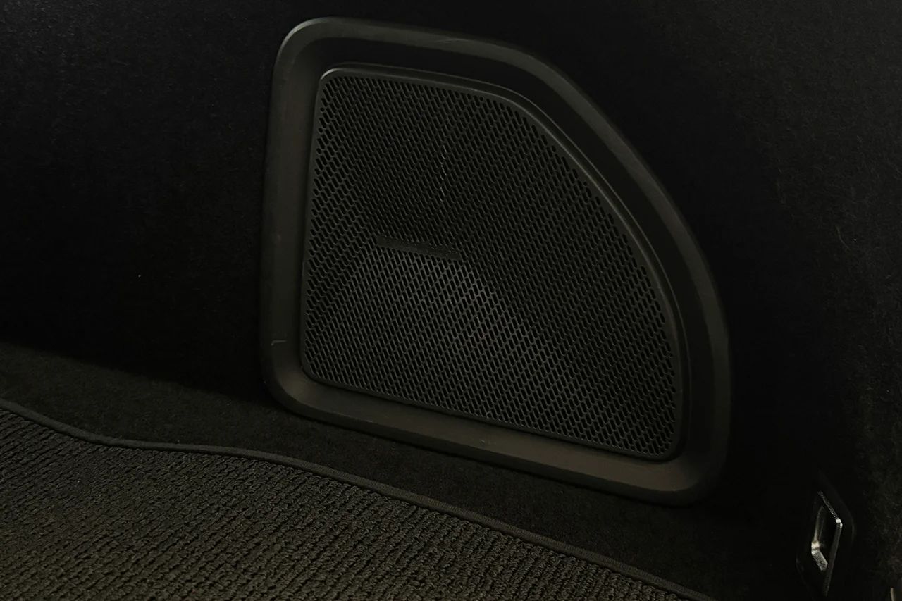 Polestar 4 Coupé Long Range Dual Business Edition Pilot Plus Pro Pano 360° HUD H/K MOMS 544hk – bild 38 av 39
