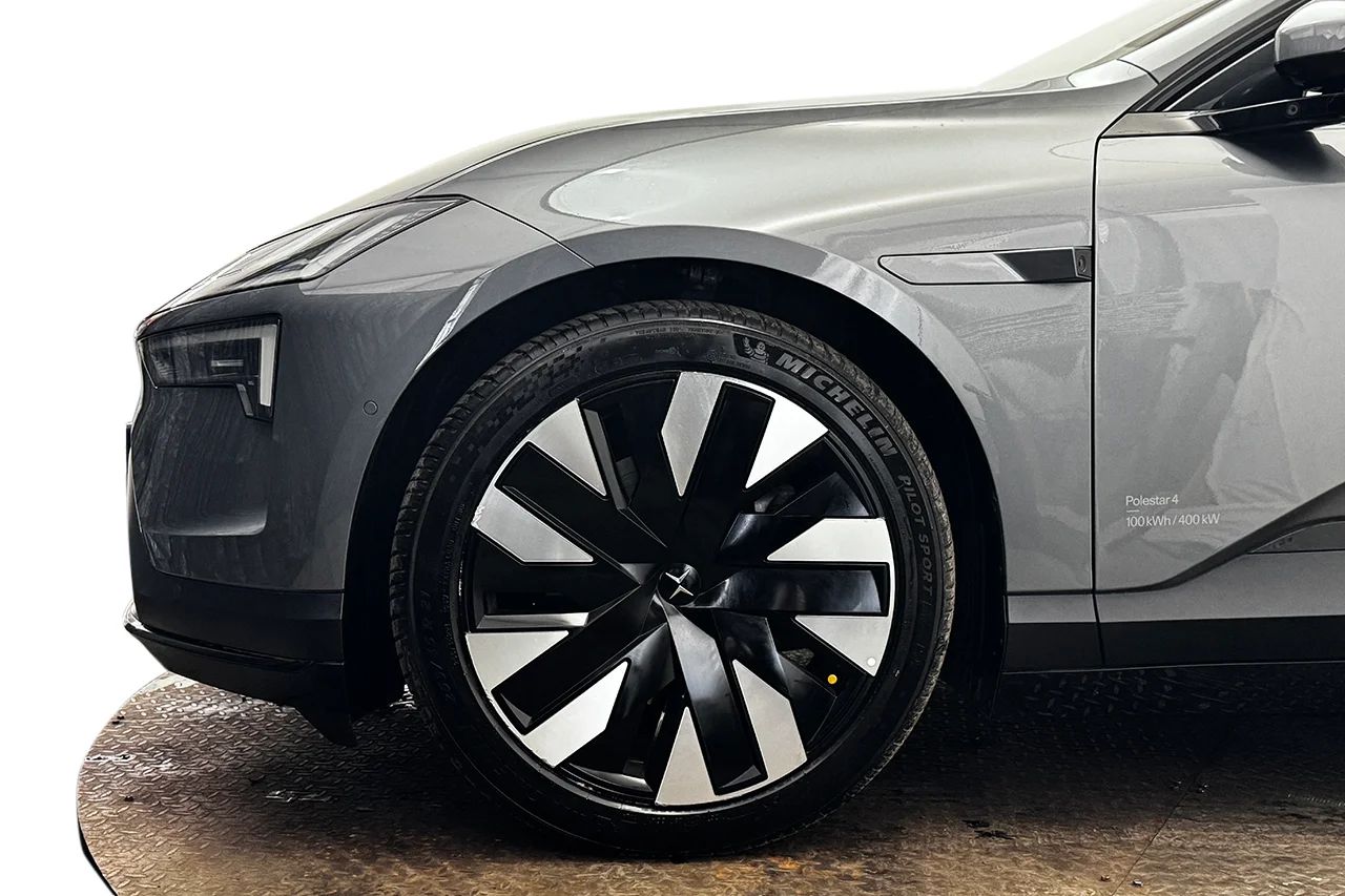 Polestar 4 Coupé Long Range Dual Business Edition Pilot Plus Pro Pano 360° HUD H/K MOMS 544hk – bild 9 av 39