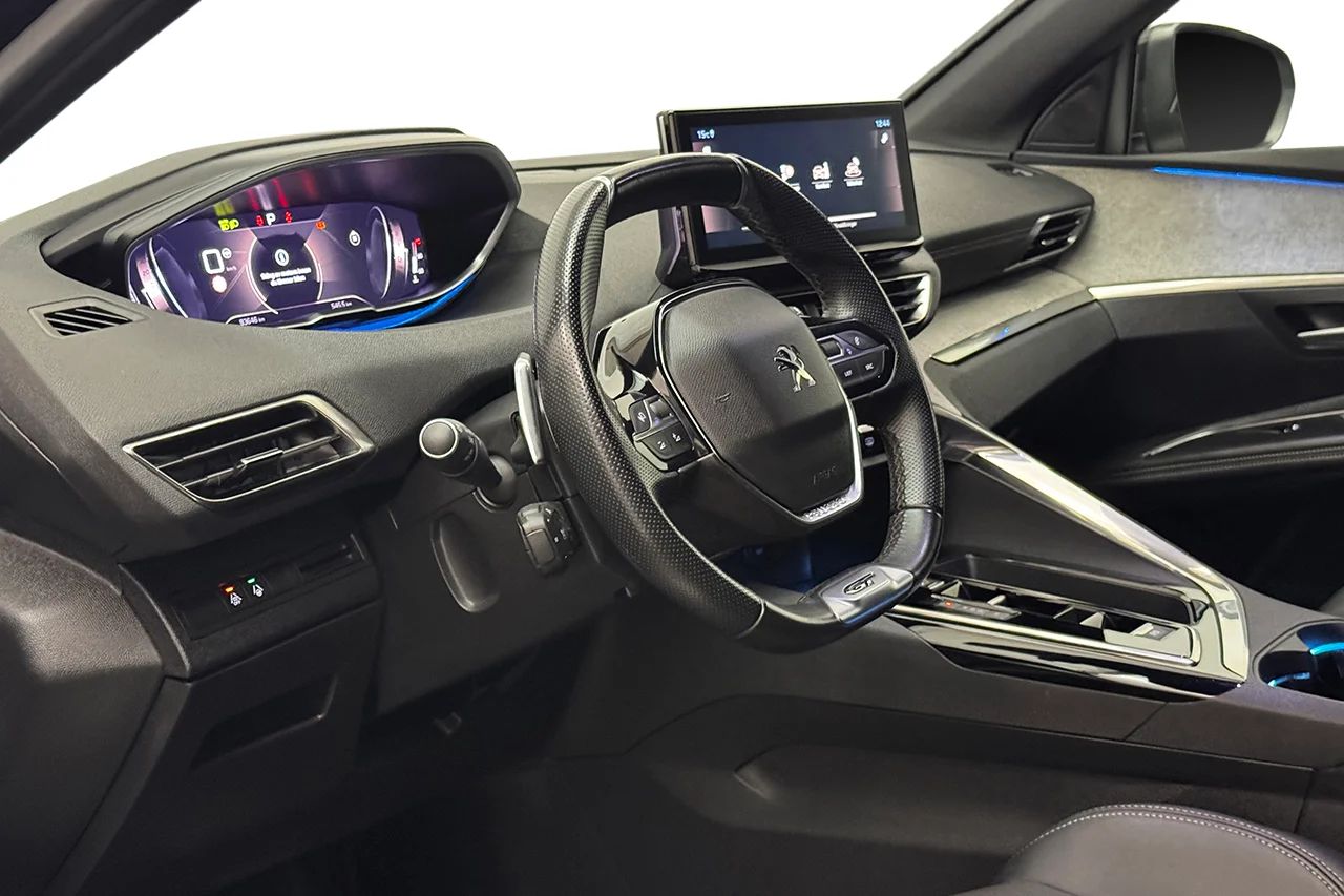 Peugeot 3008 1.2 PureTech GT Navi Kamera Delläder Cockpit MOMS 131hk – bild 12 av 31