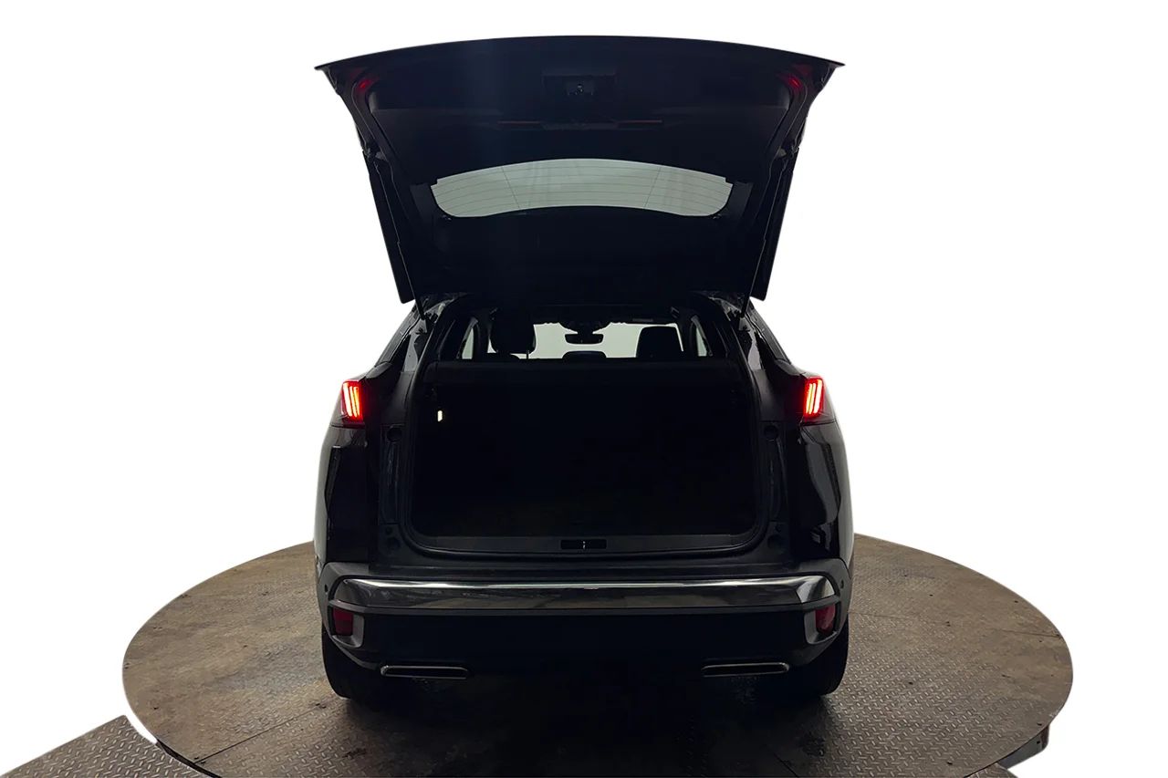 Peugeot 3008 1.2 PureTech GT Navi Kamera Delläder Cockpit MOMS 131hk – bild 7 av 31