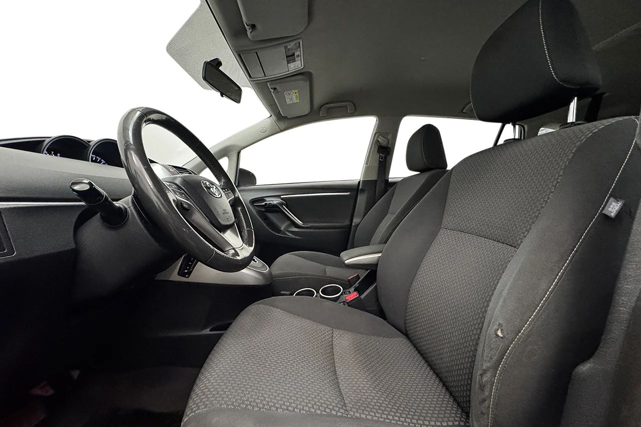 Toyota Verso 1.8 Business Automat 7-sits Navi Kamera Blåtand 147hk – bild 11 av 32