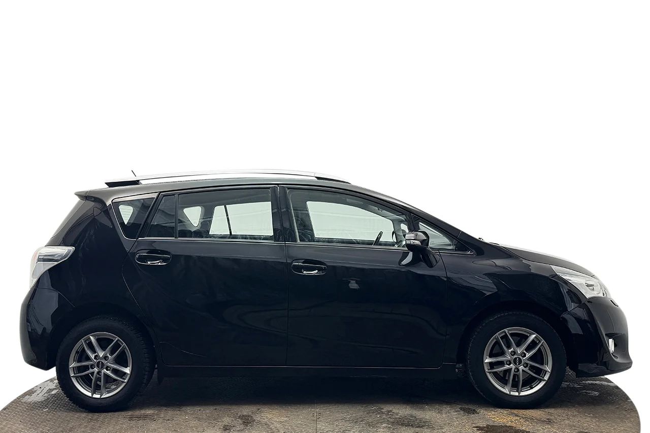Toyota Verso 1.8 Business Automat 7-sits Navi Kamera Blåtand 147hk – bild 4 av 32
