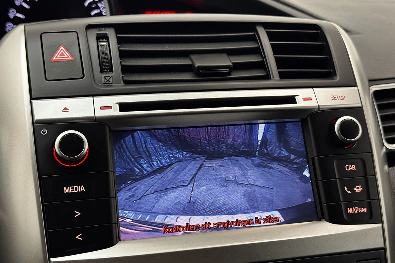 Toyota Verso 1.8 Business Automat 7-sits Navi Kamera Blåtand 147hk – bild 25 av 32