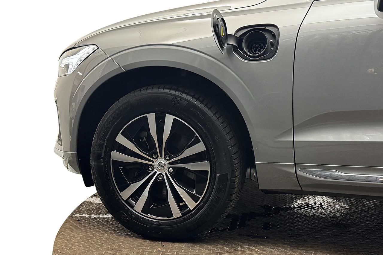 Volvo XC60 T6 Plug-In AWD SE Drag Pano Cockpit Navi Kamera BLIS 350hk – bild 10 av 37