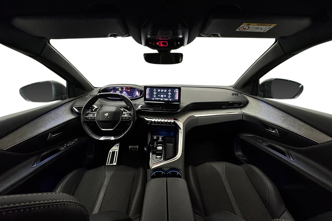 Peugeot 3008 1.2 PureTech GT Navi Kamera Delläder Cockpit MOMS 131hk – bild 13 av 31