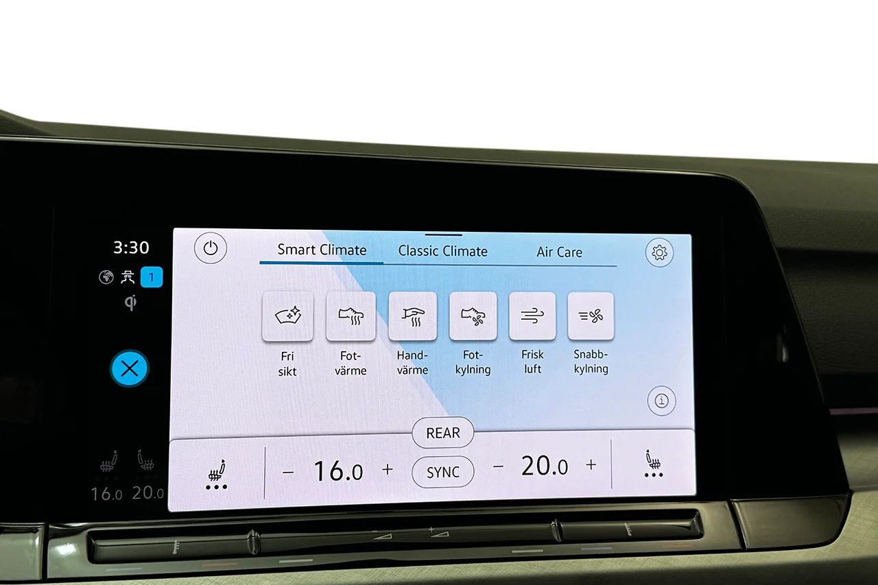 Volkswagen Golf Sportscombi 1.5 eTSI Automat Massage Navi Kamera Cockpit Keyless MOMS 131hk – bild 26 av 36