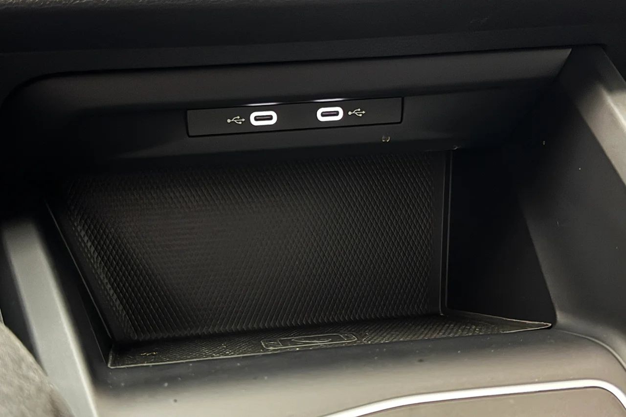 Volkswagen Golf Sportscombi 1.5 eTSI Automat Massage Navi Kamera Cockpit Keyless MOMS 131hk – bild 31 av 36