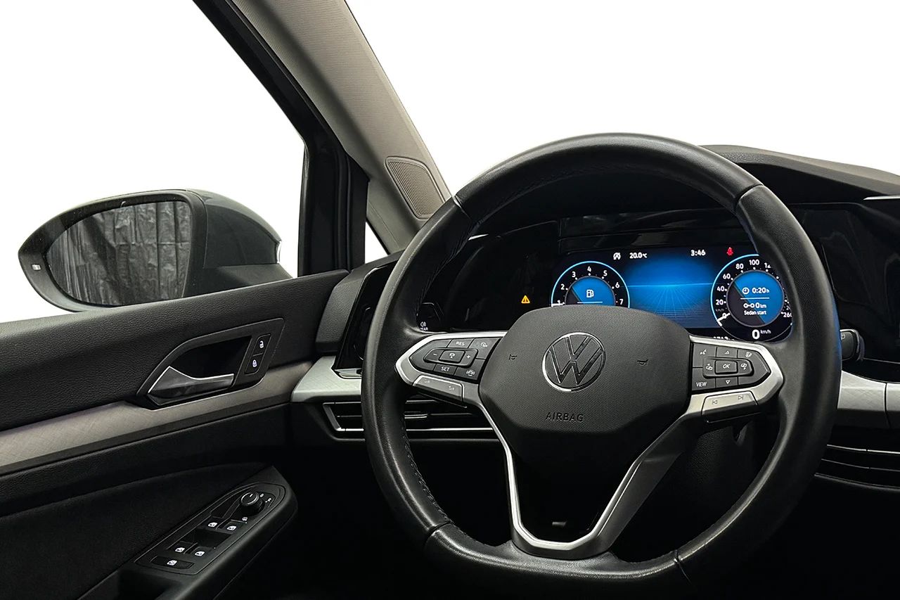 Volkswagen Golf Sportscombi 1.5 eTSI Automat Massage Navi Kamera Cockpit Keyless MOMS 131hk – bild 18 av 36