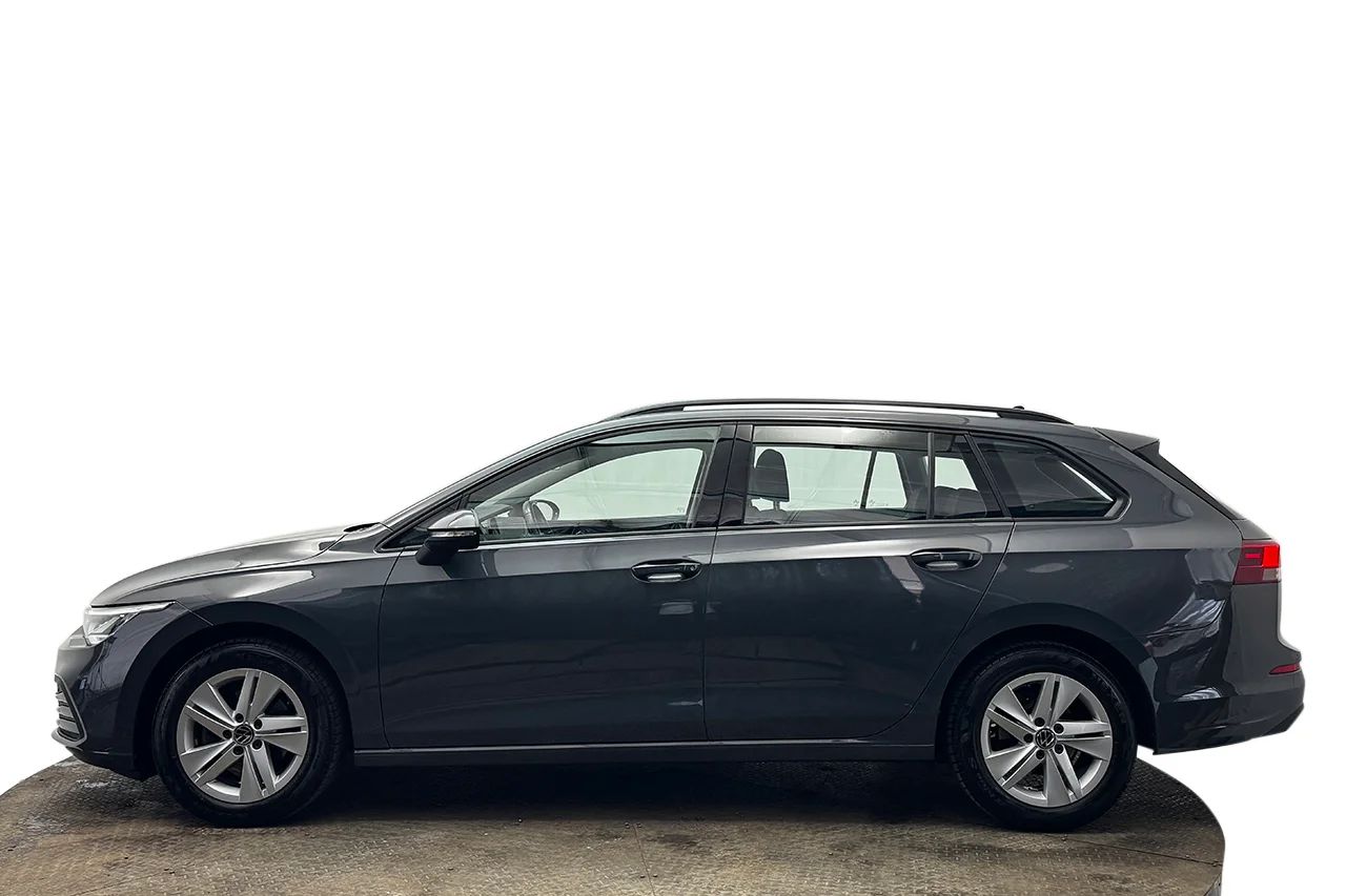 Volkswagen Golf Sportscombi 1.5 eTSI Automat Massage Navi Kamera Cockpit Keyless MOMS 131hk – bild 9 av 36