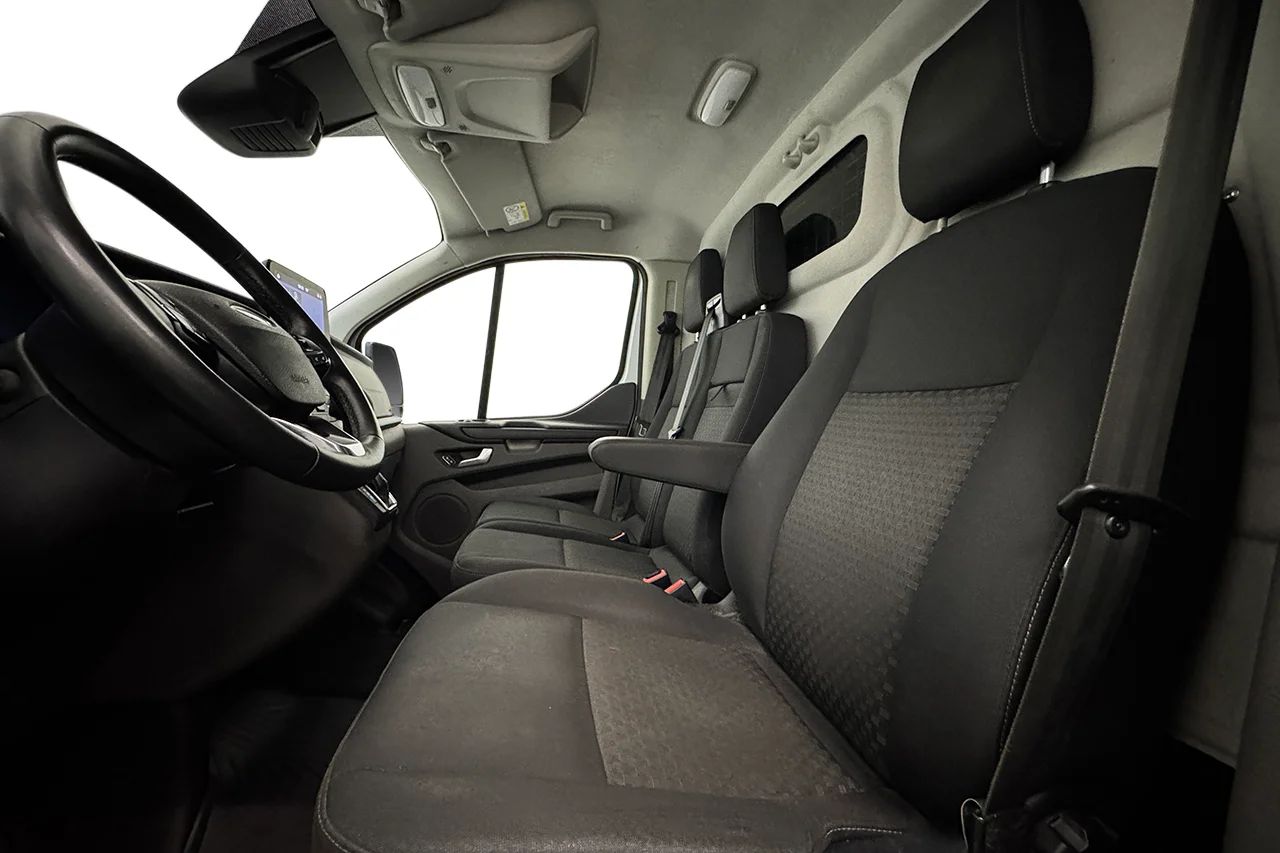 Ford Transit Custom 280 2.0 Automat L1 Drag Inredd Värmare Kamera P-Sensorer MOMS 130hk – bild 13 av 26