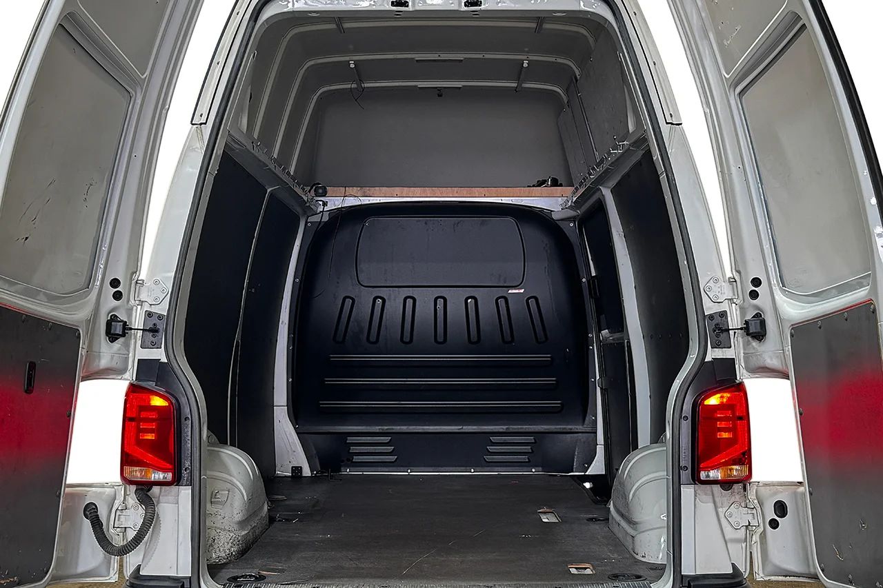 Volkswagen Transporter T32 2.0 TDI Automat 4Motion Extra Hög Värmare Navi P-Sens CarPlay MOMS 150hk – bild 12 av 27