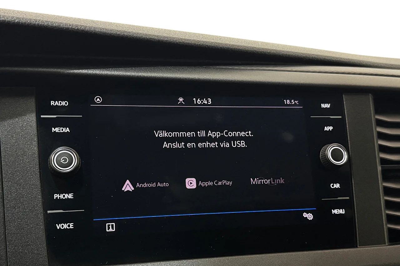 Volkswagen Transporter T32 2.0 TDI Automat 4Motion Extra Hög Värmare Navi P-Sens CarPlay MOMS 150hk – bild 19 av 27