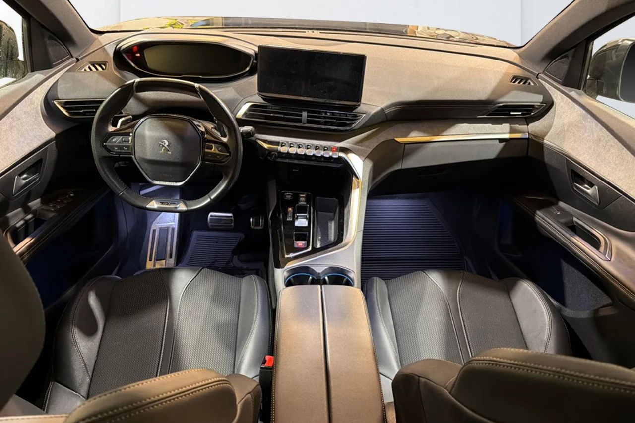 Peugeot 3008 1.2 PureTech GT Navi Kamera Delläder Cockpit MOMS – bild 9 av 11