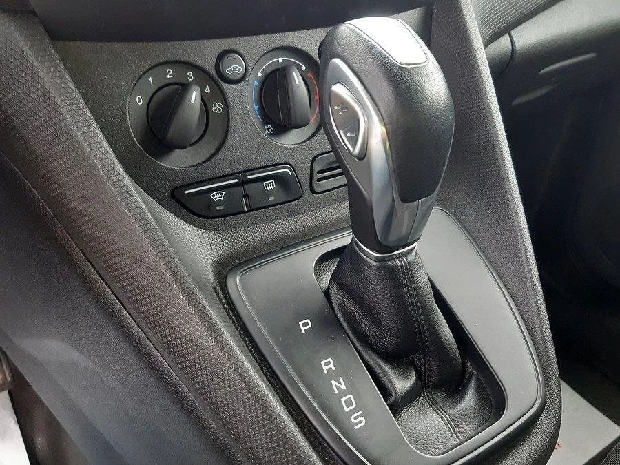Ford Transit Connect 230 LWB 1.6 Aut Drag 3sits Kamera P-Sens 150hk – bild 17 av 20
