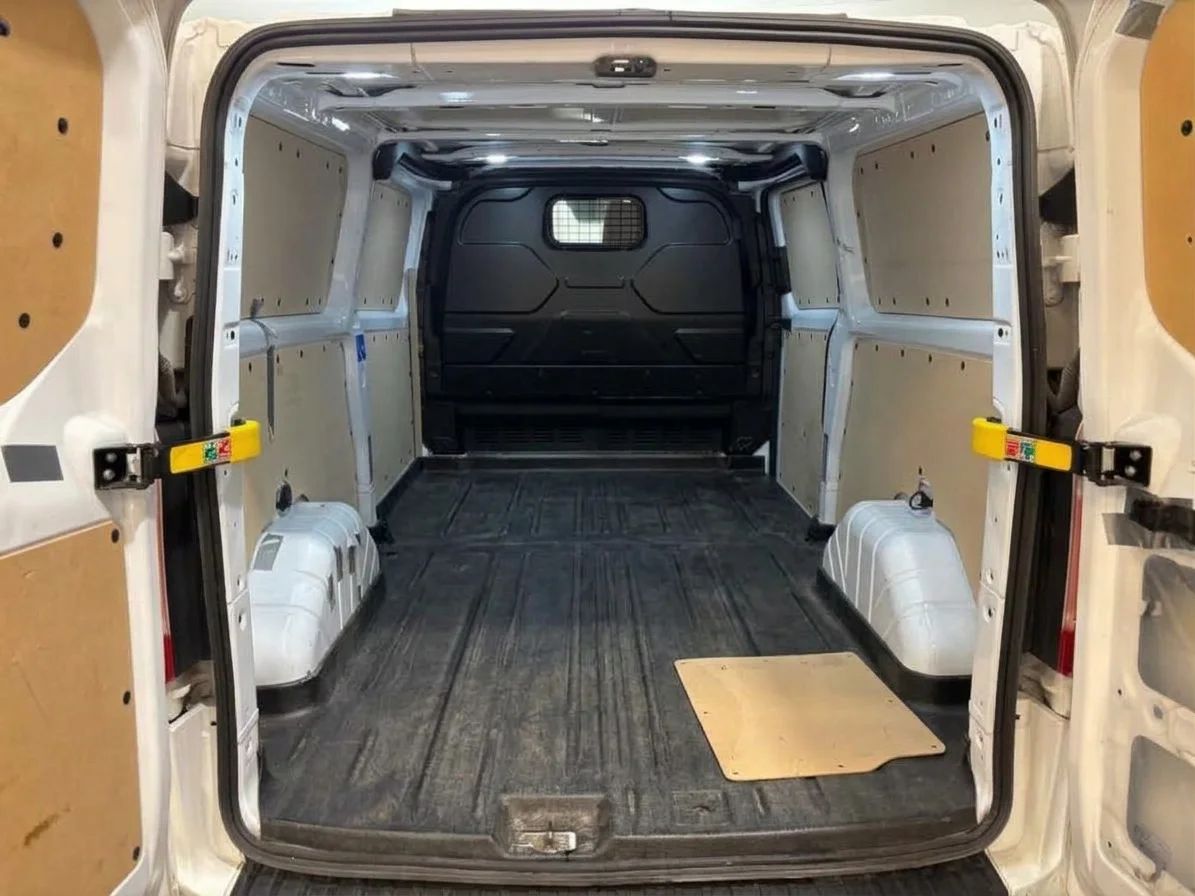 Ford Transit Custom 300 2.0 Aut L2 Drag Kamera PDC 3sits MOMS 130hk – bild 8 av 11
