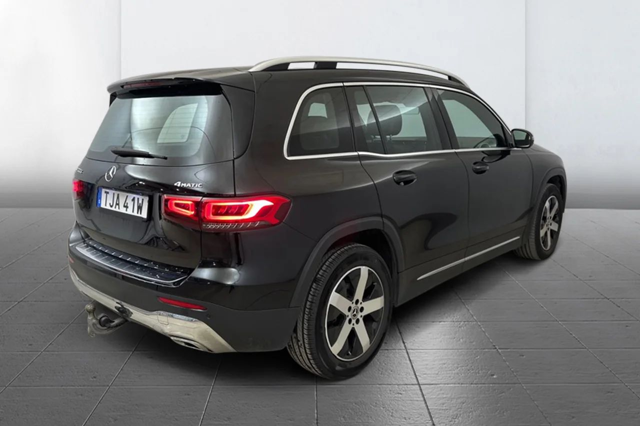 Mercedes-Benz GLB 200 d 4M SE Progressive 7sits Drag Kamera Delläder MOMS 150hk – bild 5 av 13