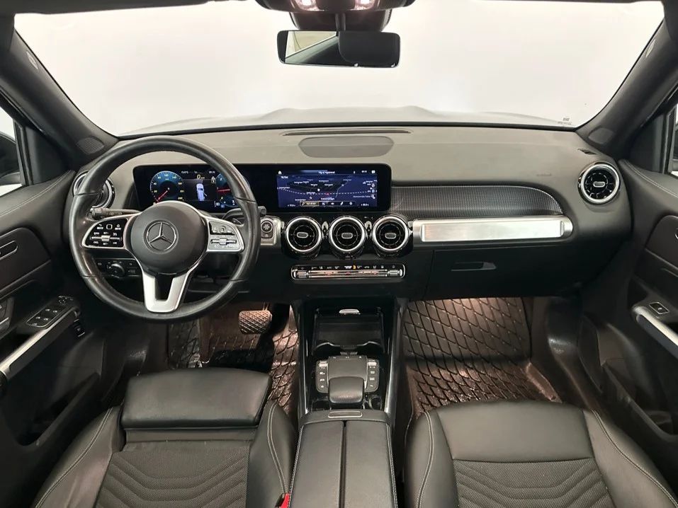 Mercedes-Benz GLB 200 d 4M SE Progressive 7sits Drag Kamera Delläder MOMS 150hk – bild 9 av 13