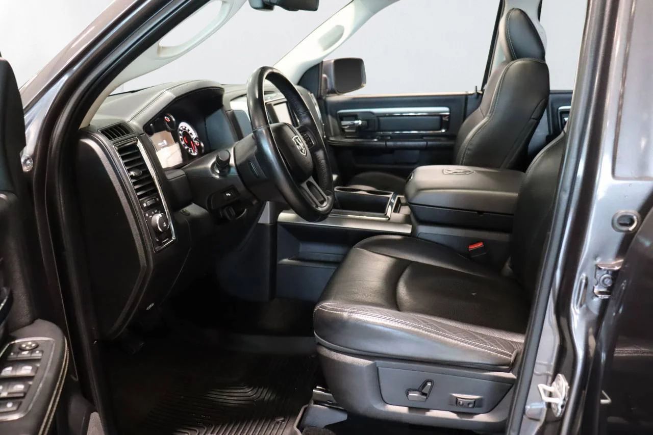Dodge RAM 1500 Sport 5.7 V8 HEMI 4x4 Luft Drag 395hk – bild 7 av 13
