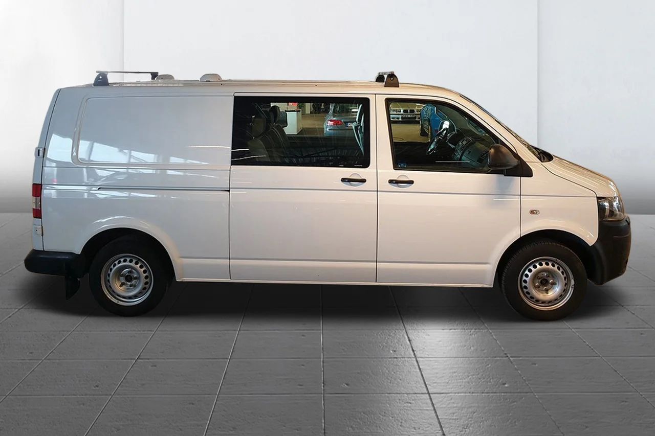 Volkswagen Transporter Kombi T32 2.0 TDI 4M L2 6sits Drag Komfortpkt 140hk – bild 5 av 16