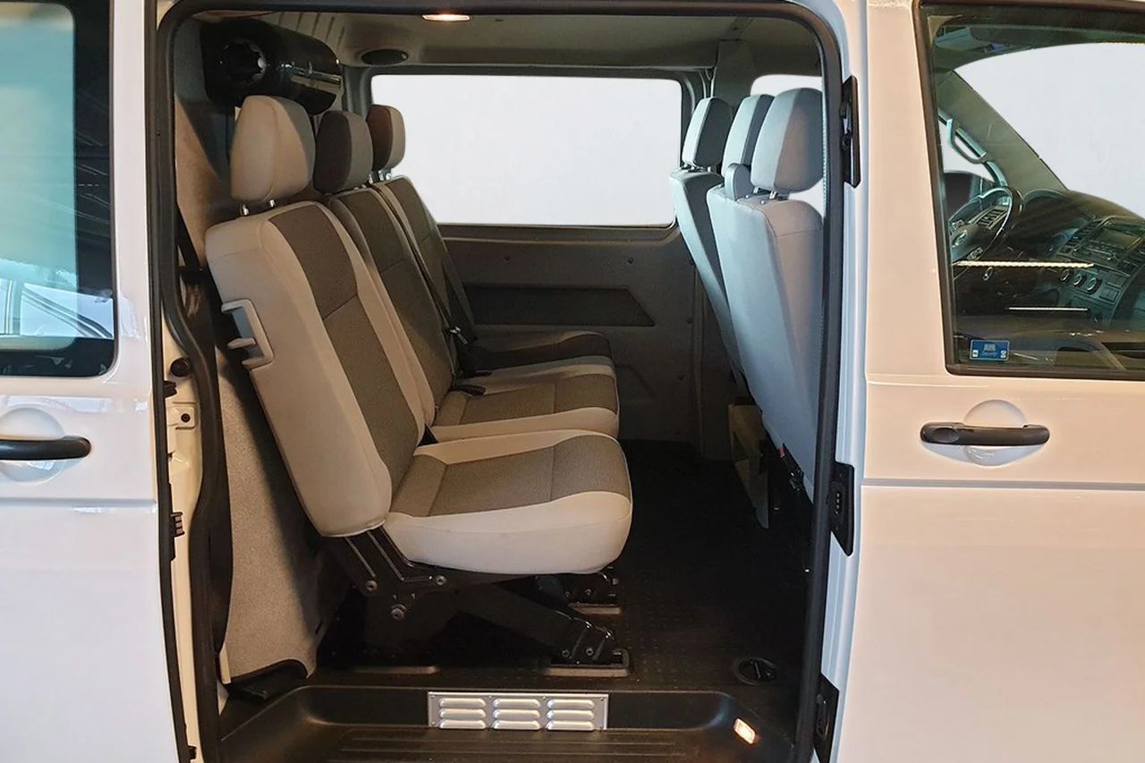 Volkswagen Transporter Kombi T32 2.0 TDI 4M L2 6sits Drag Komfortpkt 140hk – bild 12 av 16