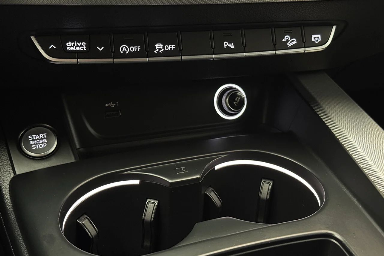 Audi A4 Allroad 40 2.0 TDI Quattro Proline Drag Navi Värmare MOMS 190hk – bild 26 av 32