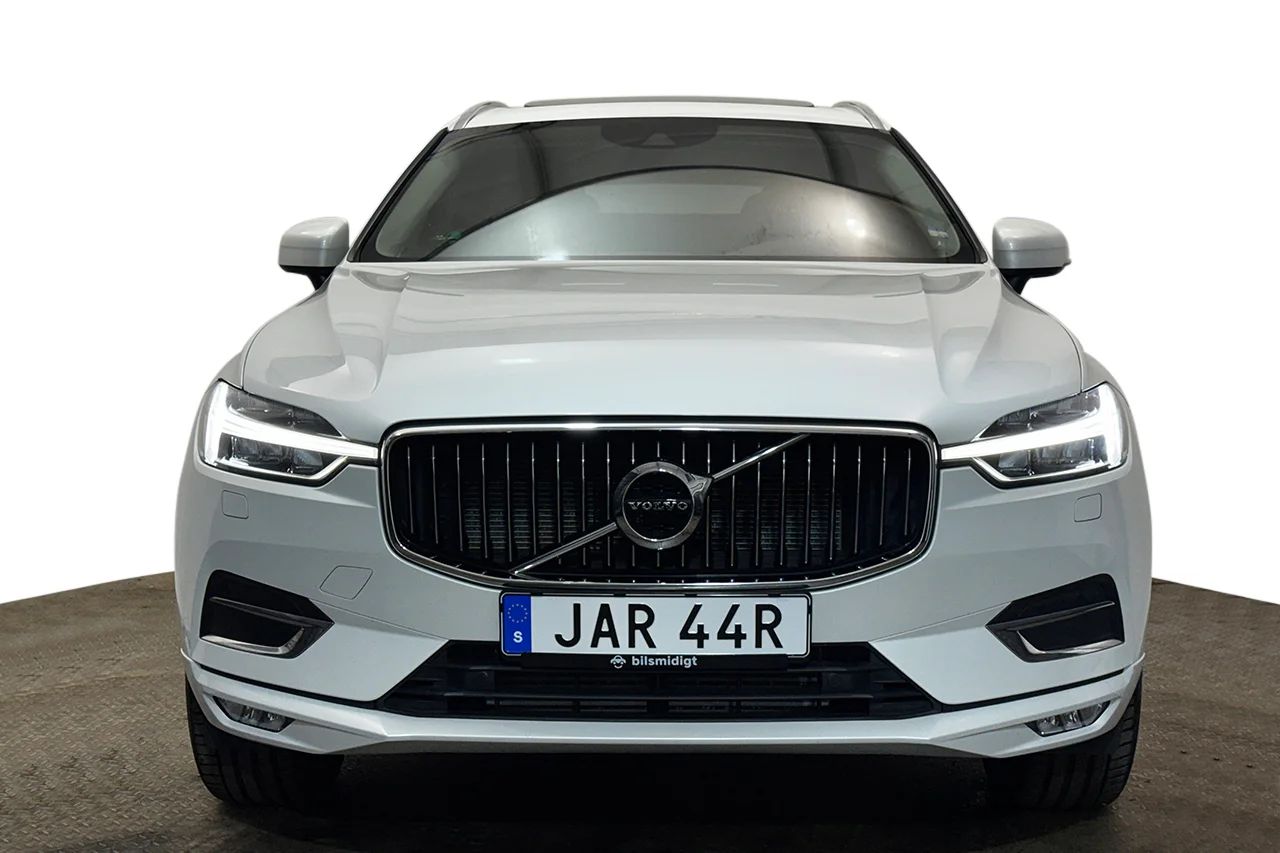 Volvo XC60 T5 AWD Inscription Drag Pano Navi HUD Läder H/K 250hk – bild 2 av 37