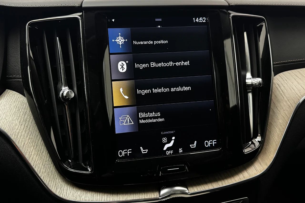 Volvo XC60 T5 AWD Inscription Drag Pano Navi HUD Läder H/K 250hk – bild 28 av 37