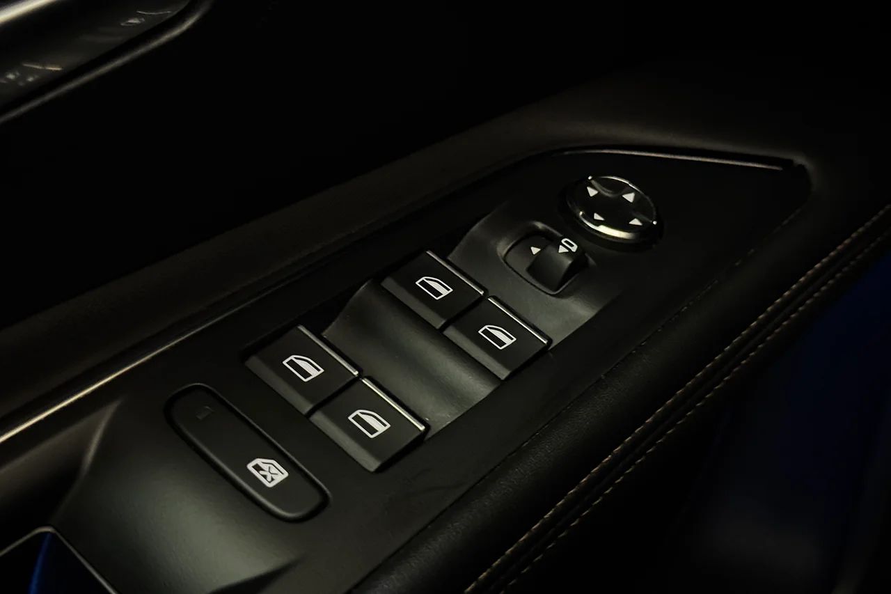 Peugeot 3008 1.2 PureTech GT Navi Kamera Delläder Cockpit MOMS – bild 31 av 32