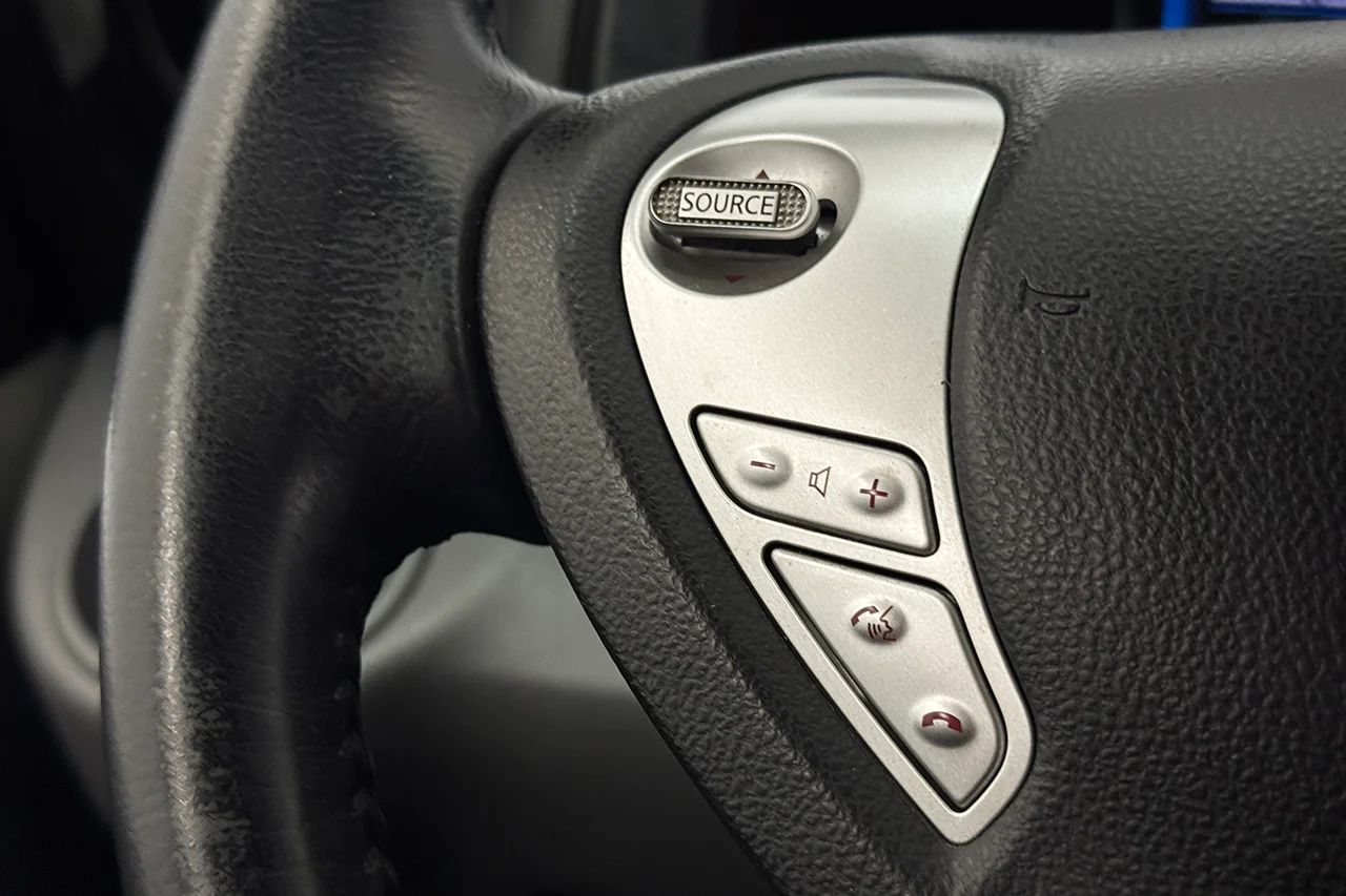 Nissan e-NV200 Skåp 24 kWh Inredd 2xSidodörr Navi Kamera Rattvärme 109hk – bild 19 av 29