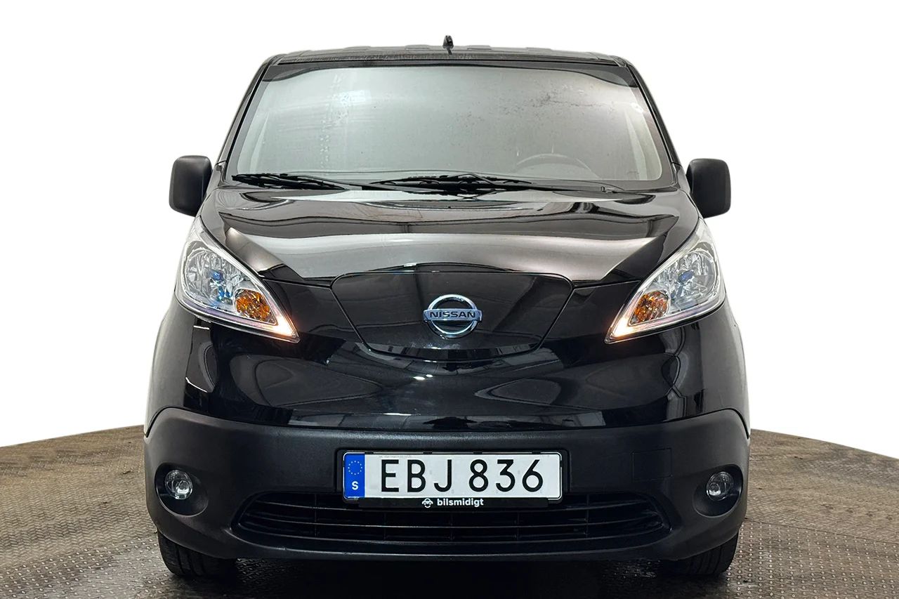 Nissan e-NV200 Skåp 24 kWh Inredd 2xSidodörr Navi Kamera Rattvärme 109hk – bild 2 av 29