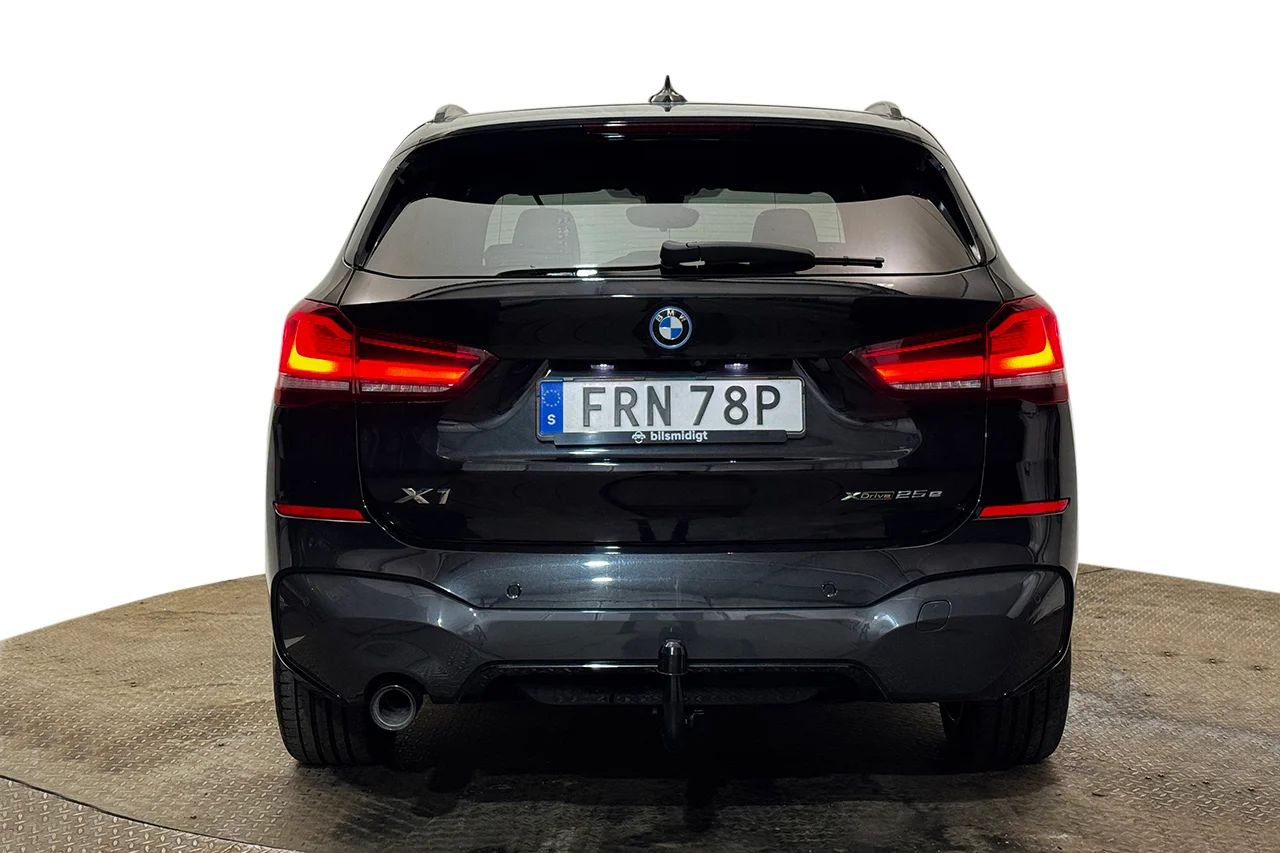 BMW X1 xDrive25e M Sport Drag HUD Navi Kamera Läder 220hk – bild 6 av 34