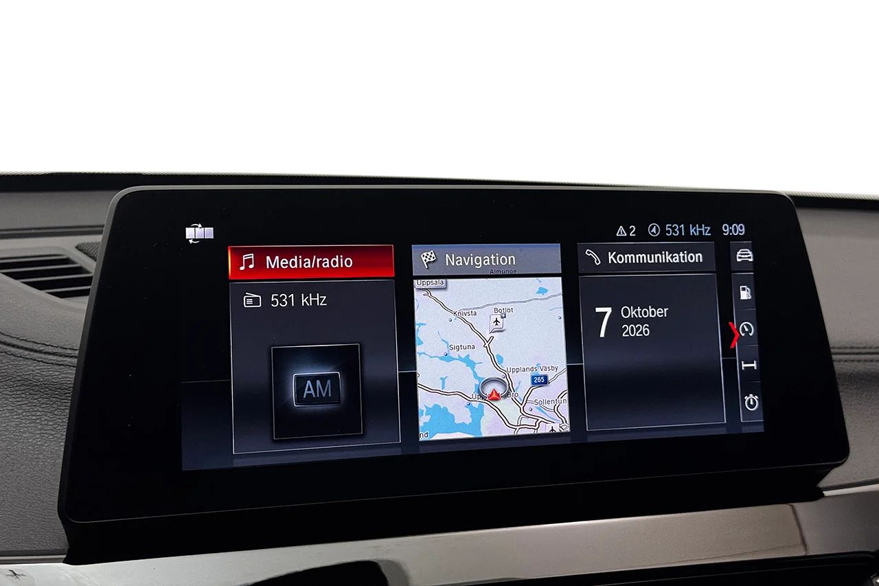 BMW X1 xDrive25e M Sport Drag HUD Navi Kamera Läder 220hk – bild 24 av 34
