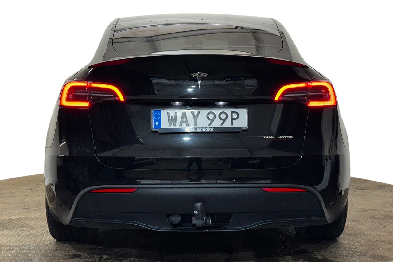 Tesla Model Y Performance Drag AI-Dator V-Pump Premiumljud 534hk – bild 6 av 36