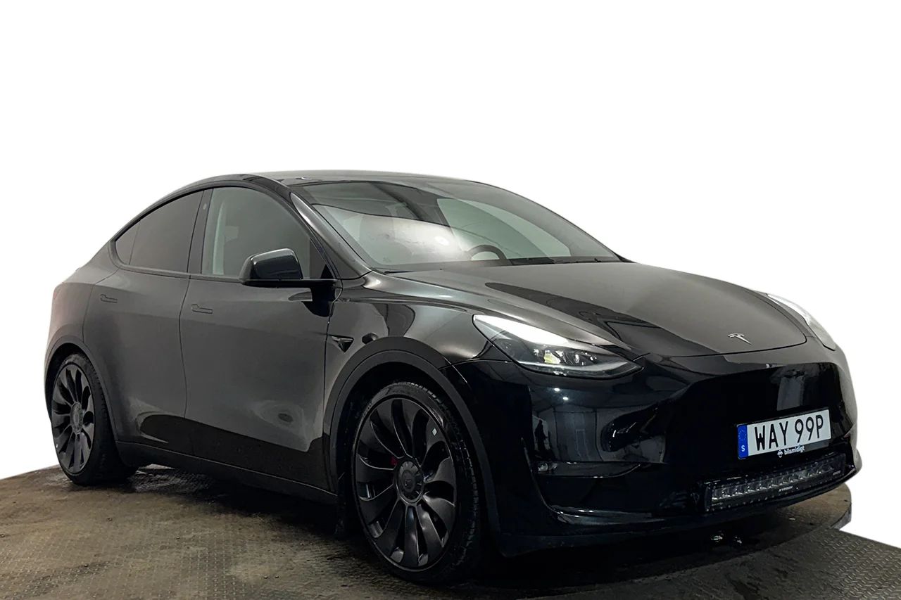 Tesla Model Y Performance Drag AI-Dator V-Pump Premiumljud 534hk – bild 3 av 36