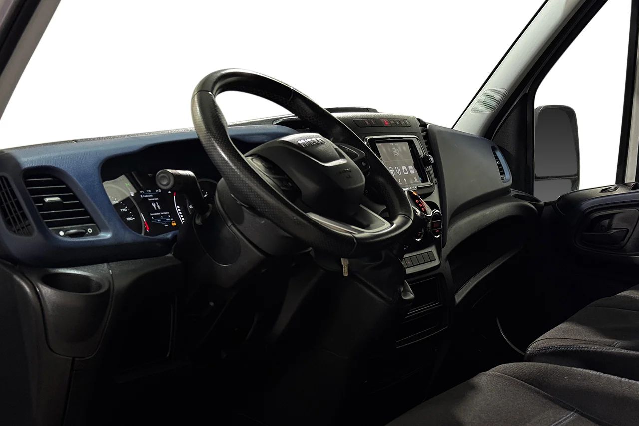 Iveco Daily 35-NP 3.0 JTD CNG Hi-Matic L3H2 Drag 3sits Pekskärm 136hk – bild 13 av 23