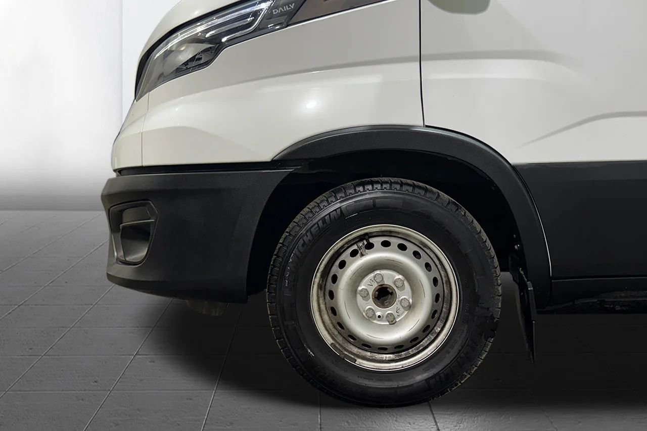 Iveco Daily 35-NP 3.0 JTD CNG Hi-Matic L3H2 Drag 3sits Pekskärm 136hk – bild 9 av 23