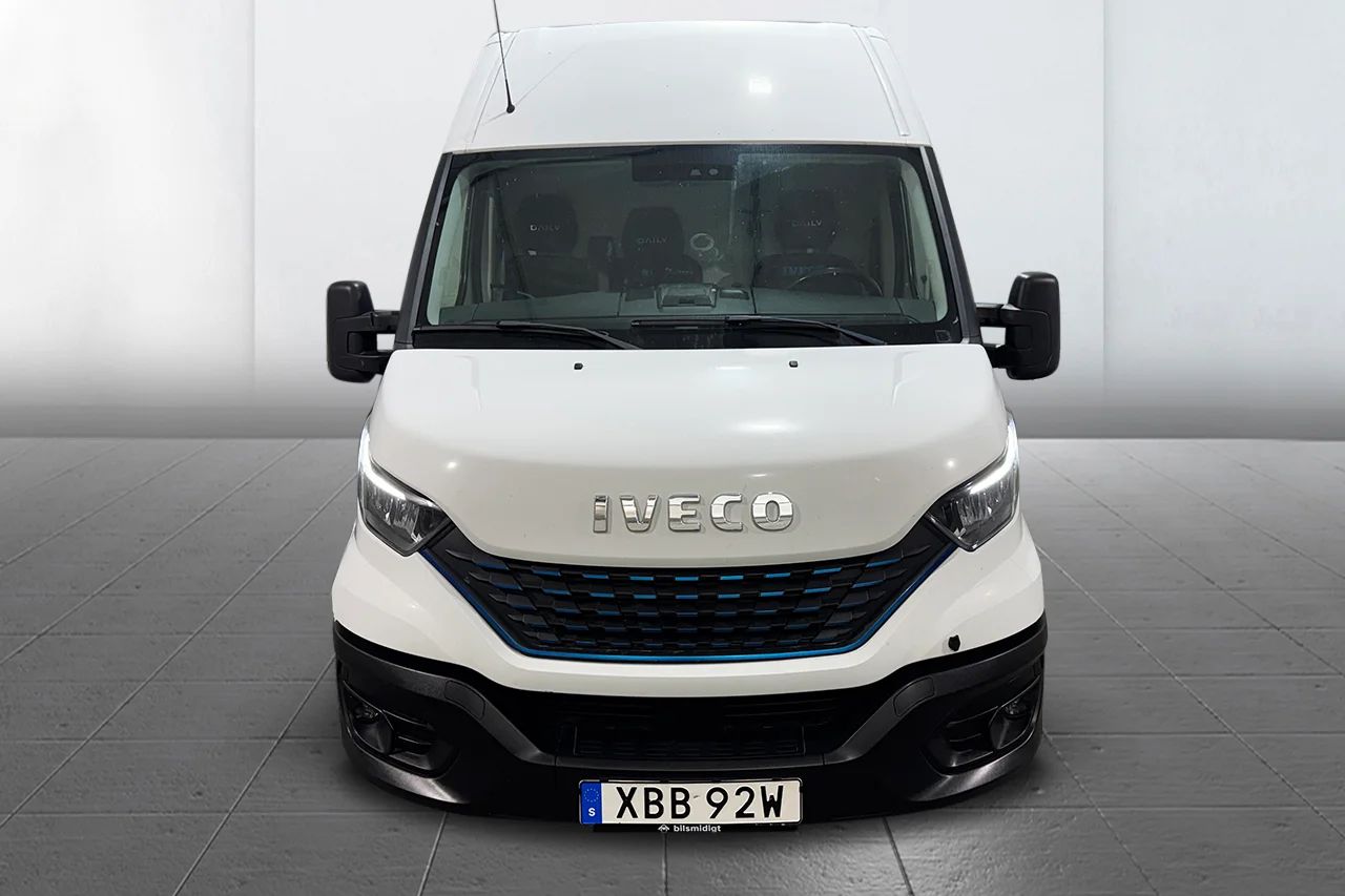 Iveco Daily 35-NP 3.0 JTD CNG Hi-Matic L3H2 Drag 3sits Pekskärm 136hk – bild 2 av 23
