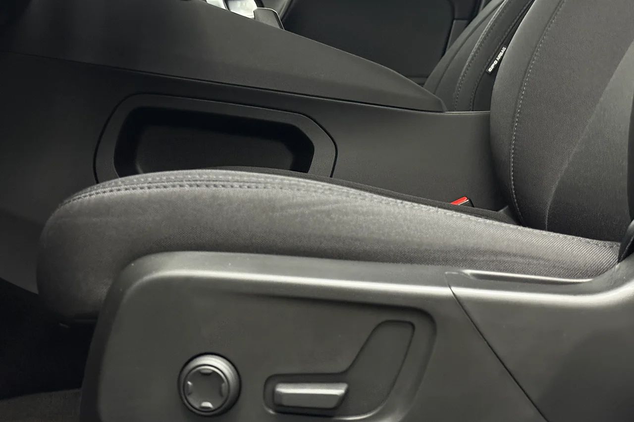 Polestar 2 Standard Range Drag Elstolar Cockpit Keyless P-Klimat MOMS 231hk – bild 12 av 29