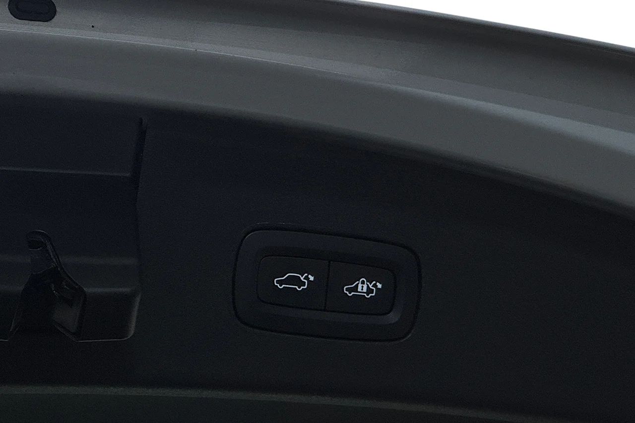Polestar 2 Standard Range Drag Elstolar Cockpit Keyless P-Klimat MOMS 231hk – bild 28 av 29