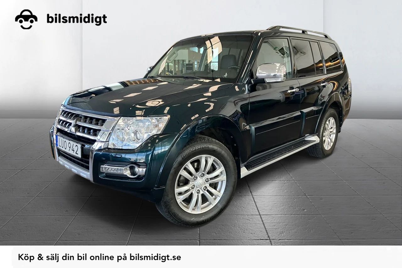 Mitsubishi Pajero 2015